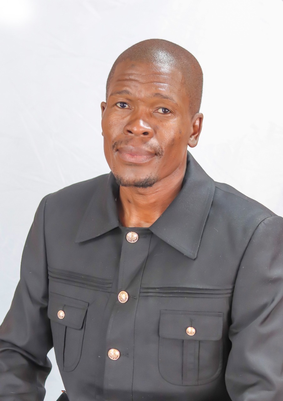 KOOS MOFOKENG ( WARD 7)